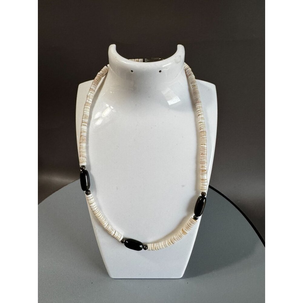 Vintage Spiny Oyster Shell Heishi Necklace w/ Black Dyed Shell Beads 17"